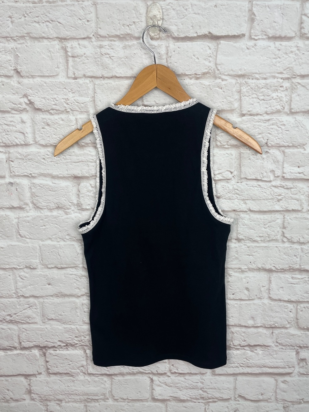 Madewell Jet Black Lace Trim Ribbed Tank Size L New! - Picture 2 of 4